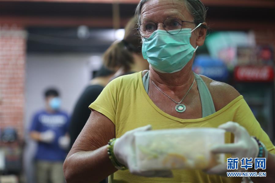 （國(guó)際疫情 &middot;圖文互動(dòng)）（5）通訊：加德滿(mǎn)都中國(guó)人奉獻(xiàn)的&ldquo;愛(ài)心便當(dāng)&rdquo;