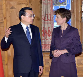 李克強(qiáng)同瑞士聯(lián)邦主席會談