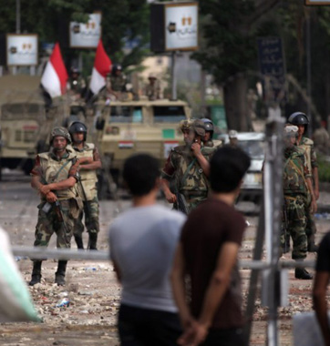 開羅大學學子期盼埃及盡快恢復穩定