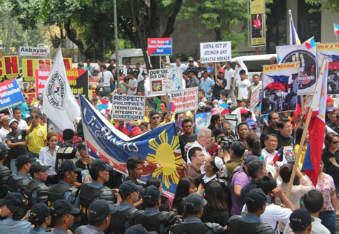 菲律賓&ldquo;全球反華游行&rdquo;雷聲大雨點小