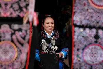 &ldquo;非遺&rdquo;經(jīng)濟(jì)助力脫貧攻堅